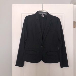 Women’s black blazer, gently worn, condition brand new, size medium